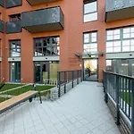公寓式酒店 Dwie Motlawy Riverside & Parking By Downtown