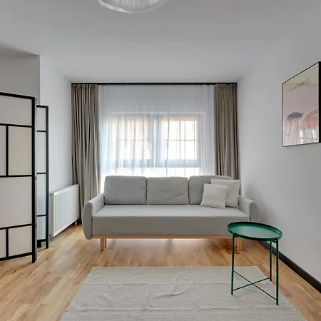 Dwie Motlawy Riverside & Parking By Downtown * Gdansk