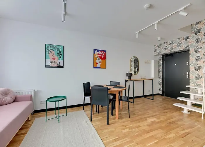 מלון דירות Dwie Motlawy Riverside & Parking By Downtown