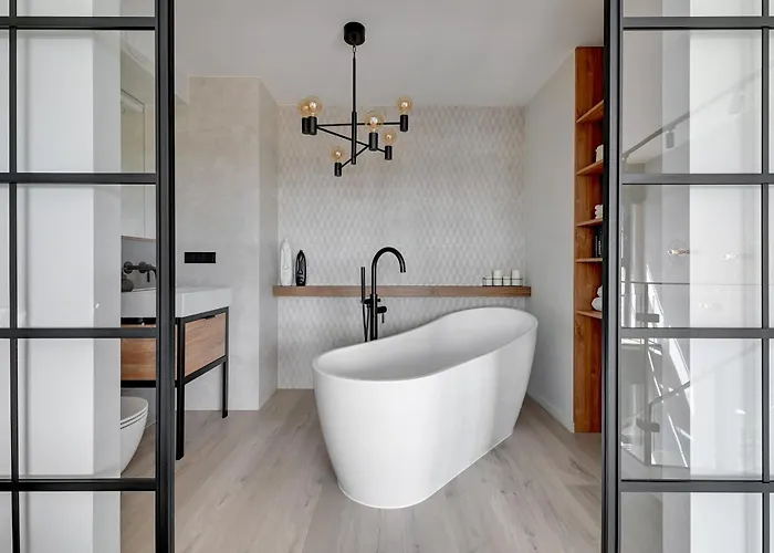 Dwie Motlawy Riverside & Parking By Downtown 4*