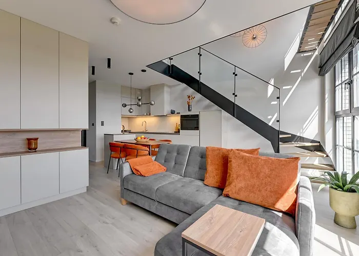 아파트호텔 Dwie Motlawy Riverside & Parking By Downtown 4*